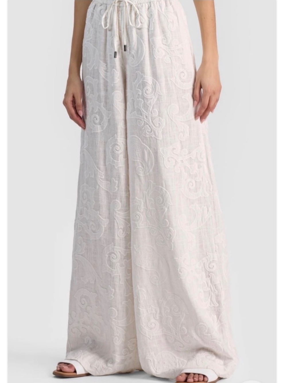 Alice & Olivia pants